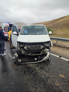 Sivas’ta 7 Kişinin Öldüğü Yerde Bir Kaza Daha 7 Kişi Yaralandı
