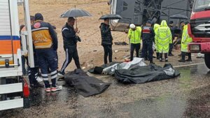 Sivas’ta Otobüs Kazasından Ölen 7 Kişiden 6 Kişinin Kimlikleri Belirlenemiyor