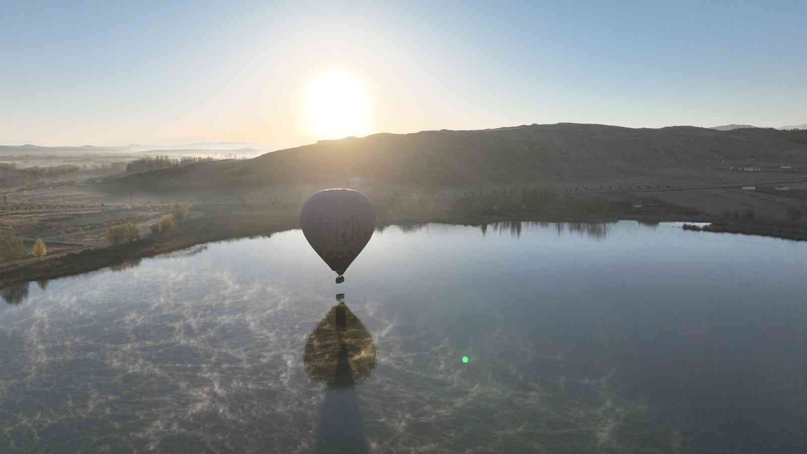 Türkiye’nin Yeni Kapadokyası Sivas Olacak Balon Turları Başladı