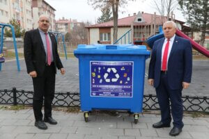 Sivas Belediyesi’ne Sıfır Atık Çalışmaları Kapsamında Yeni Atık Kumbaraları Alındı