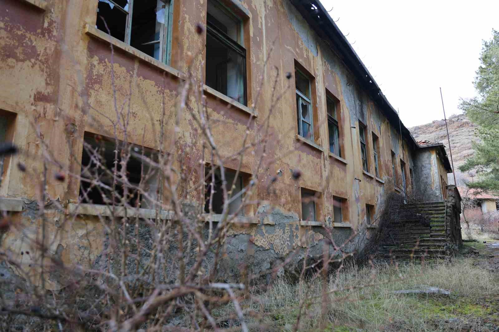 Sivas’ın Çernobili Terk Edilen Cürek Köyü