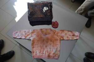 Sivas’ta Kanlı Çocuk Kıyafetinin Sahibi Aranıyor