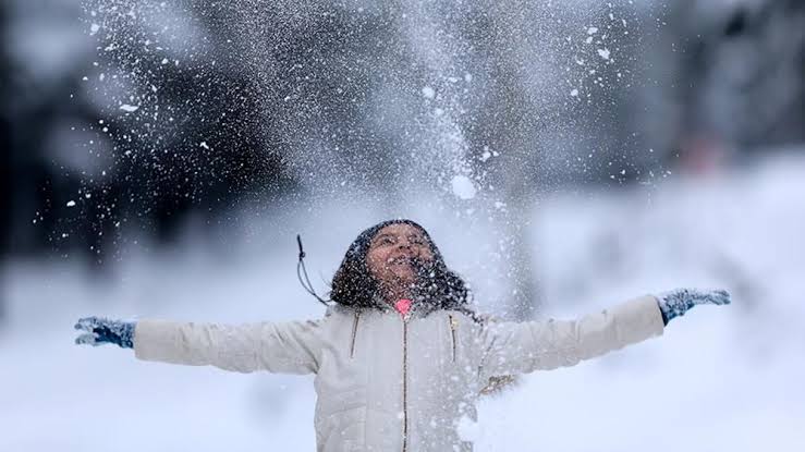Akıncılar’da Yoğun Kar Yağışı Nedeniyle Okullar Cuma Günü Tatil Edildi