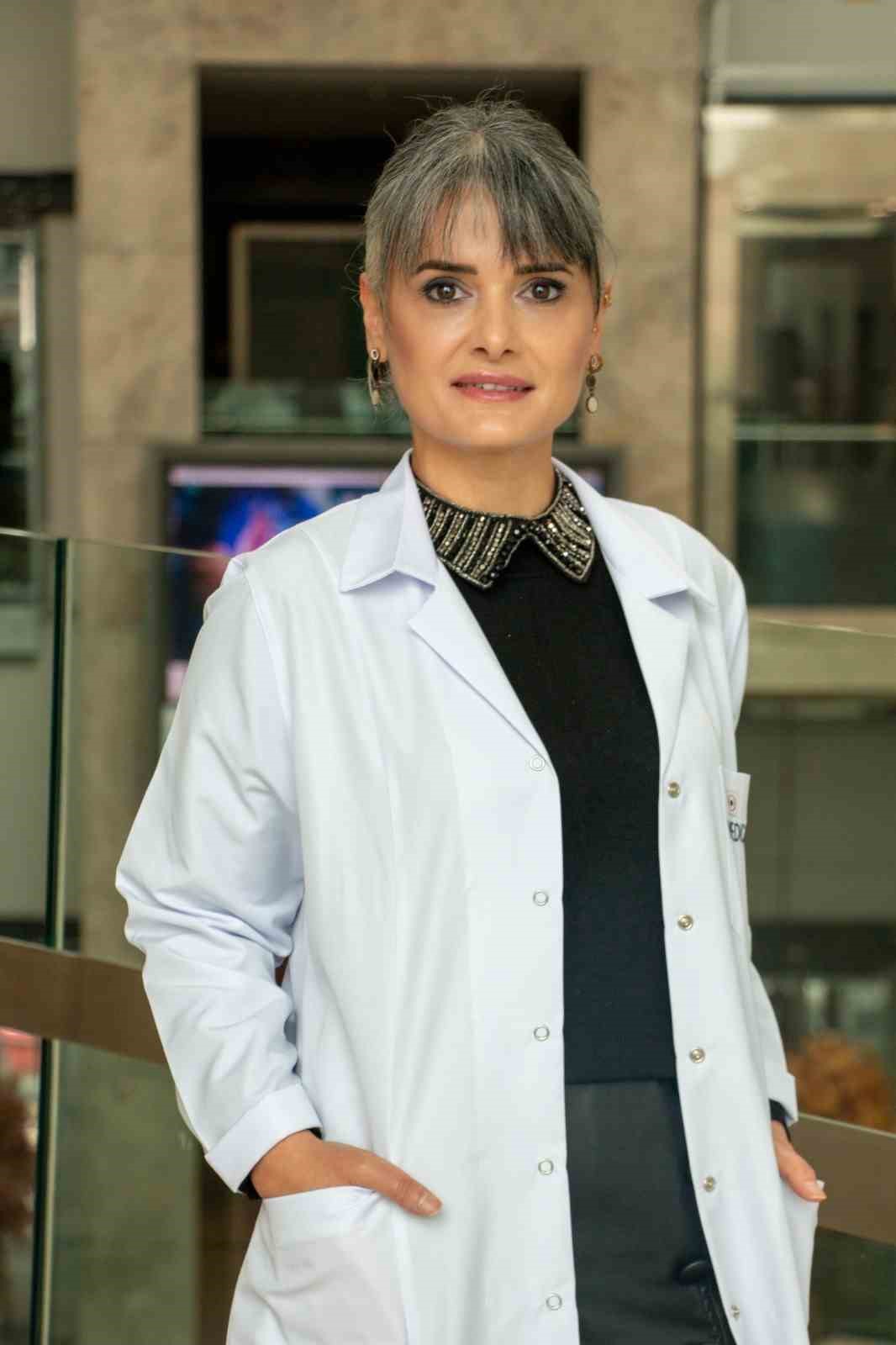 Kadın Hastalıkları ve Doğum Uzmanı Op. Dr. Ayşegül Altuntaş