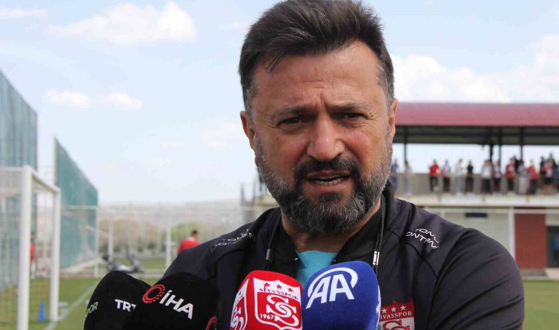 Sivasspor Teknik Direktörü Bülent